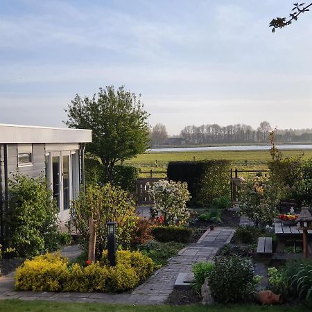 Cottage Geestmerambacht, Een Nieuw Vrijstaande Sfeervol En Landelijk Gelegen Vakantiewoning Koedijk Ngoại thất bức ảnh