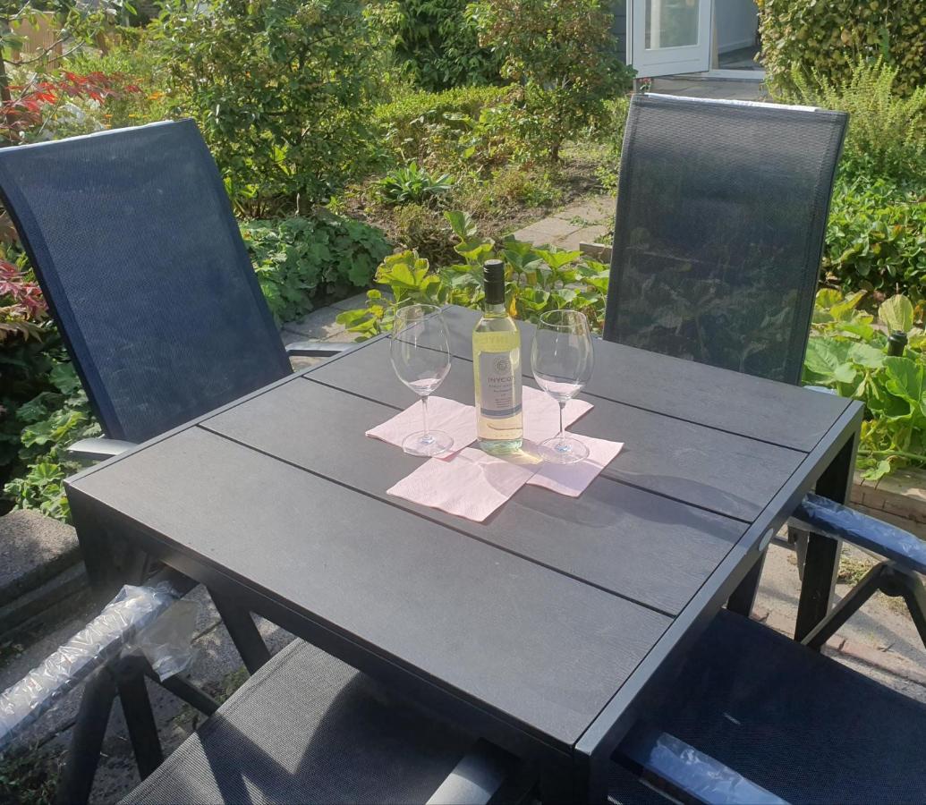 Cottage Geestmerambacht, Een Nieuw Vrijstaande Sfeervol En Landelijk Gelegen Vakantiewoning Koedijk Ngoại thất bức ảnh